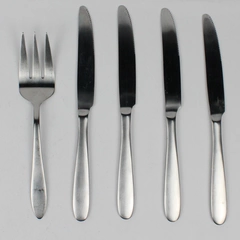Lot Of 5 Oneida Silver Taylor (Stainless) Flatware 4 Dinner Knives Serving Fork