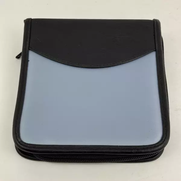 Case Logic CD/DVD/Bluray Case Wallet 24 Discs Gray Black Zippered