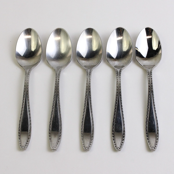 Lot of 5 Oneida Savoy Stainless 18/10 Teaspoons 6.25"
