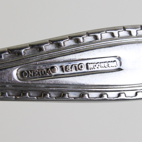 Lot of 5 Oneida Savoy Stainless 18/10 Teaspoons 6.25"