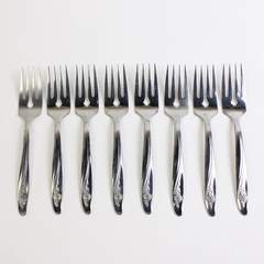 Lot Of 8 Oneida Silver Roseanne (Stainless) Flatware Salad Forks 6.25"