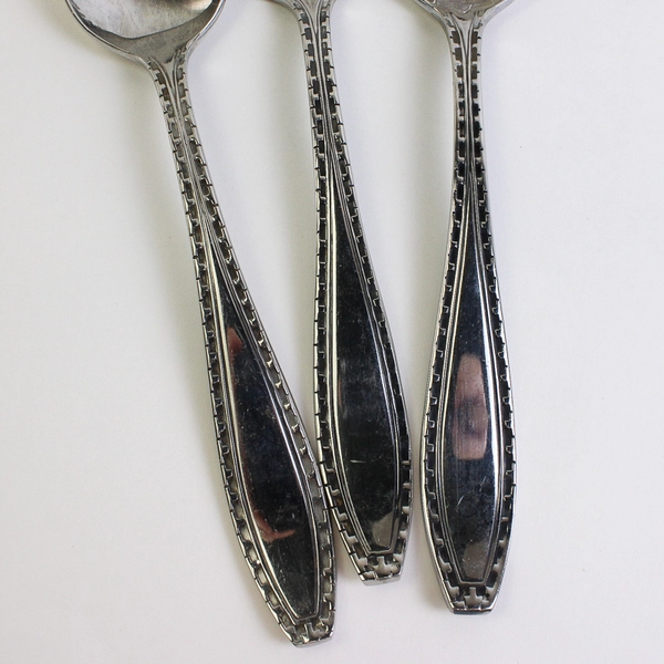 Set of 3 Oneida Savoy Serving Spoon Serving Fork Slotted Serving Spoon Sil 18/10
