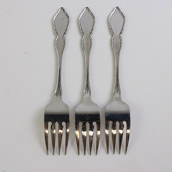 Lot of 3 Oneida Classic Mood Stainless Salad Forks 6.75" Satin Finish