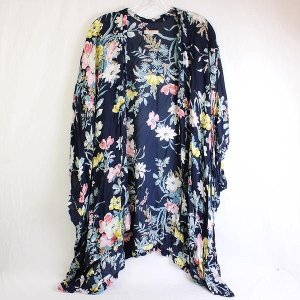 Loft Plus Navy Blue Shawl Multicolor Floral Pattern Women's Size 20/22
