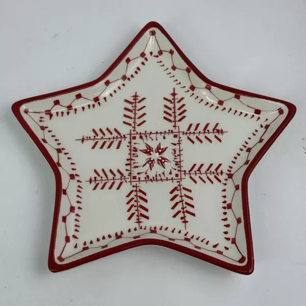 Holiday Home Red And White Star Shaped Snack Plate 8 Inch