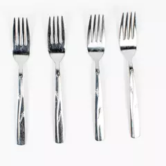 Set of 4 Reed & Barton Fiori Stainless 18/10 Salad Forks 7.25 Inches