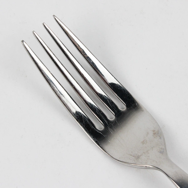 Set of 4 Reed & Barton Fiori Stainless 18/10 Dinner Forks 8"