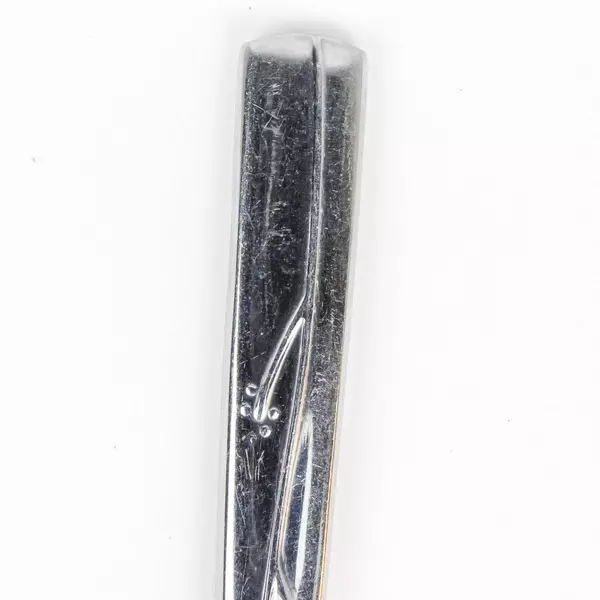 Lot of 5 Reed & Barton Fiori Stainless 18/10 Dinner Knives 9.5 Inches