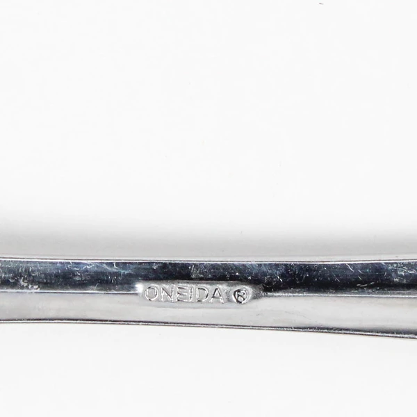 Set of 6 Oneida Julianna Long Handle Oval Soup Spoons 8 Inches Stainless Steel