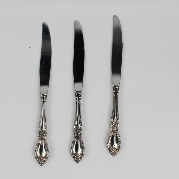 Lot Of 3 Oneida Silver Plantation (Stainless, Community) Flatware Dinner Knives