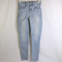 Gap Denim Favorite Jegging Light Wash Raw Hem Women's Size 26 Reg