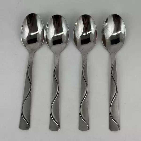 Lot of 4 Cambridge Soup Spoons Boa Frost Stainless Steel 7 7/8" Made in China