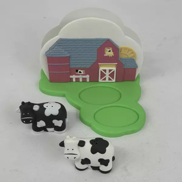 Avon Down On The Farm Napkin Holder and Salt & Pepper Shaker Set