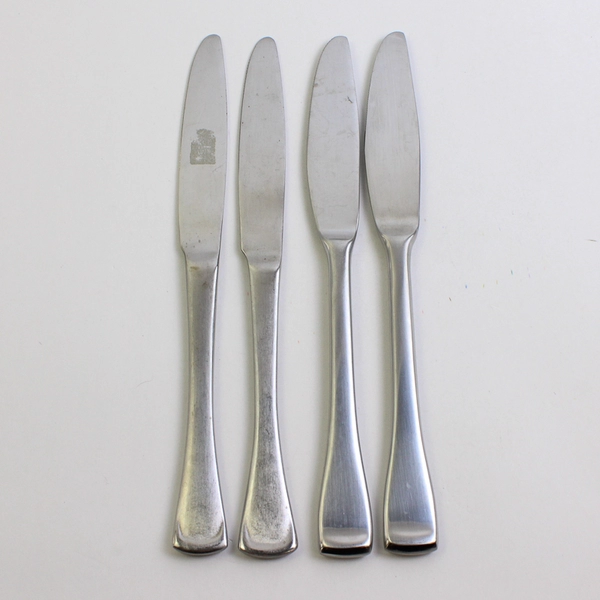 Lot Of 4 Oneida Silver Emma (Stainless, Satin) Dinner Knifes 9.5" Long