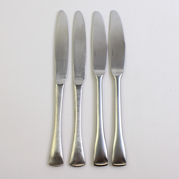 Lot Of 4 Oneida Silver Emma (Stainless, Satin) Dinner Knifes 9.5" Long