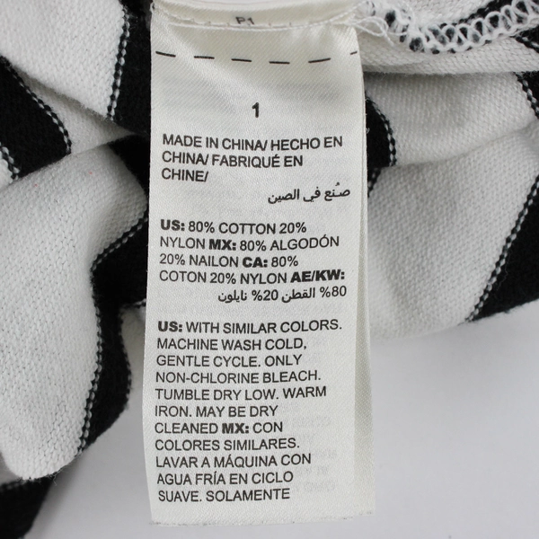 Chico's Women's M Black and White V Pattern Short Sleeve Blouse