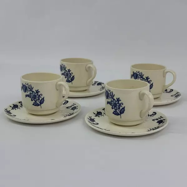 Set of 4 Vintage SCIO Blue Onion Cups and Saucers