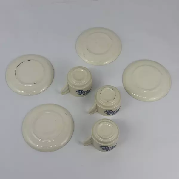 Set of 4 vintage SCIO Blue Onion Saucers And 3 Cups