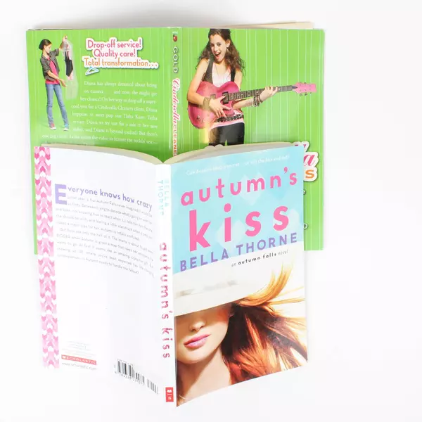 Lot of 2 Scholastic Books Autumn's Kiss & Cinderella Cleaners Rock & Role PB