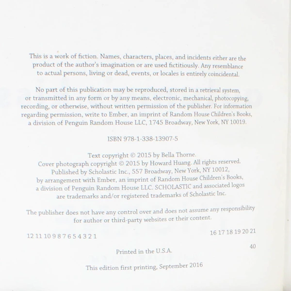 Lot of 2 Scholastic Books Autumn's Kiss & Cinderella Cleaners Rock & Role PB