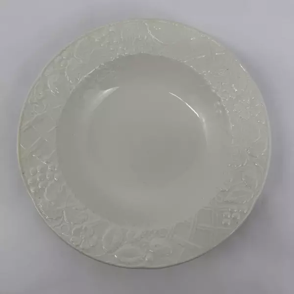 Mikasa English Countryside Round Vegetable Serving Bowl 9.25 Inch White DP900
