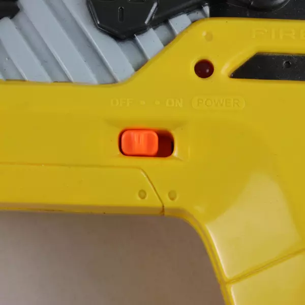 Nerf N-Strike Firefly REV-6 Dart Blaster Yellow Black 2005 Pre-Owned No Darts