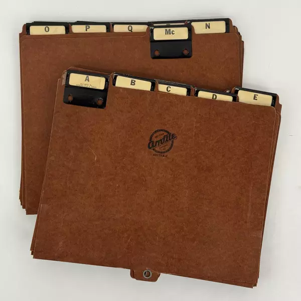 25 Brown Amberg Amfile File Cabinet Dividers Dated 1927 With The Letters A-Z