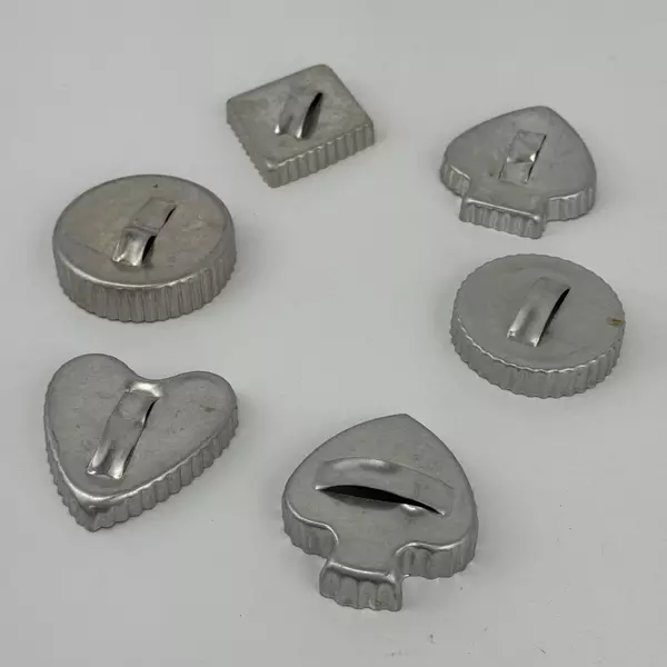 Lot of 6 Vintage Ribbed Edge Metal Cookie Cutters Heart Spade Circle Diamond