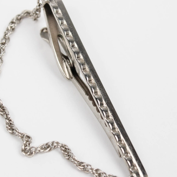 Vintage Hickok Silver-Tone Bar Tie Clip With Chain 2-1/2"
