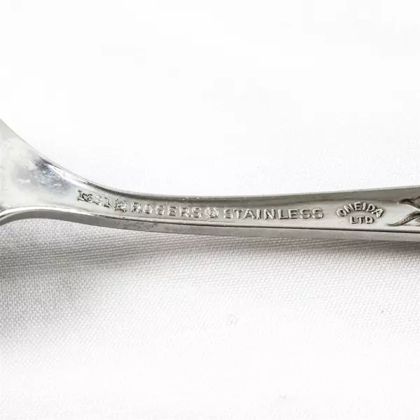 Lot of 20 Oneida Highland Rose Spoons Stainless Steel