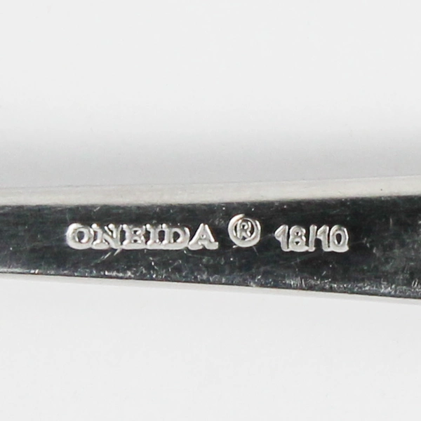 Lot of 10 Oneida Mercer Tablespoons Stainless Steel Glossy Finish 