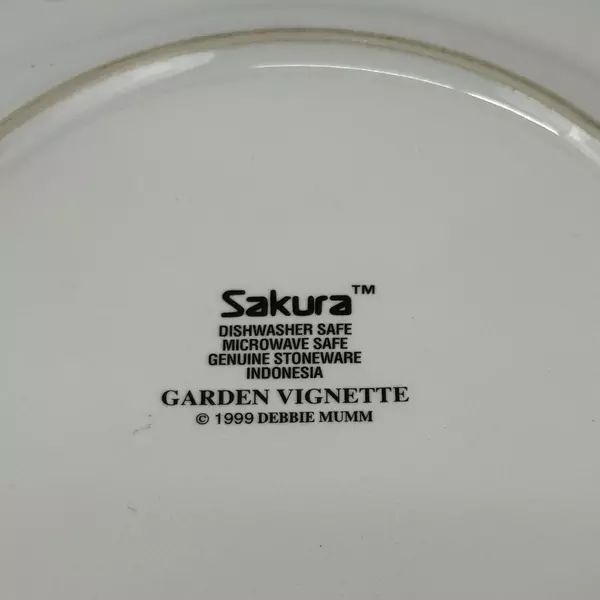1999 Sakura Garden Vignette Debbie Mumm Salad Dessert Plate Garden Table