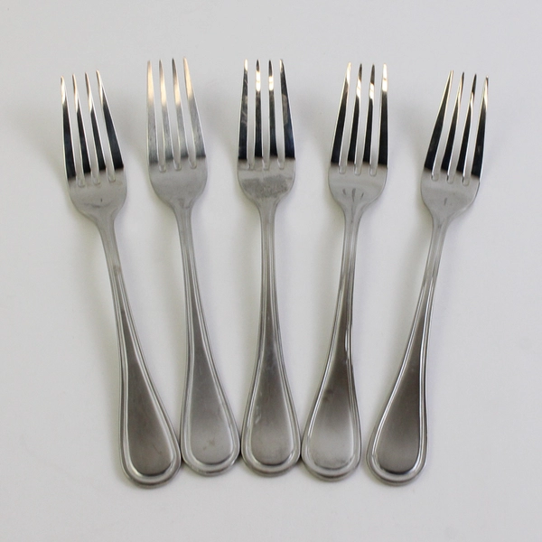 Lot Of 5 Wallace Silver Royal Thread (Stainless) Flatware Salad Forks 7.25" Long