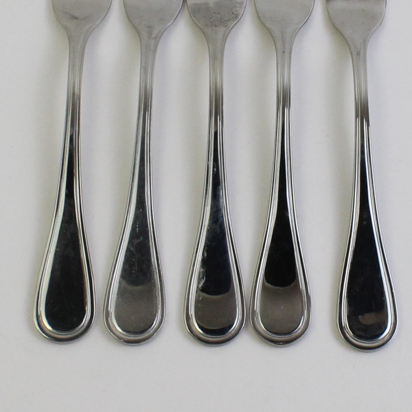 Lot Of 5 Wallace Silver Royal Thread (Stainless) Flatware Salad Forks 7.25" Long