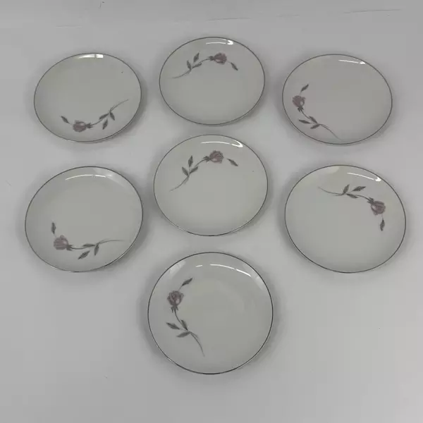 Set of 7 Mikasa Primrose Bread Plates With Platinum Rims 6.25 Inch