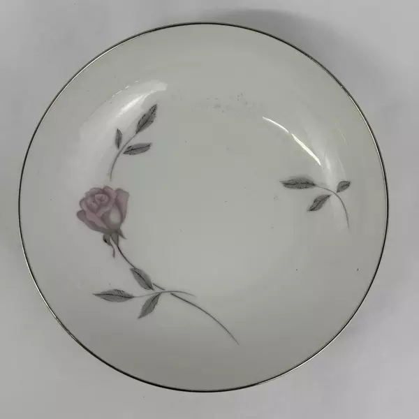 Mikasa Fine China Primrose 8194 Round Vegetable Dish Platinum Rim 9.25 Inch
