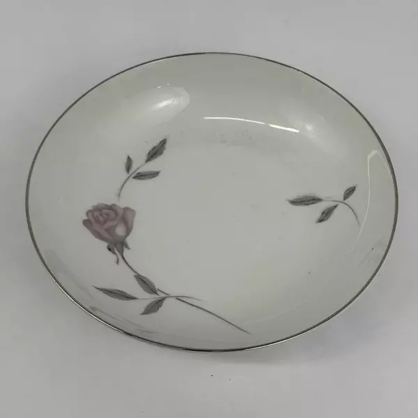 Mikasa Fine China Primrose 8194 Round Vegetable Dish Platinum Rim 9.25 Inch