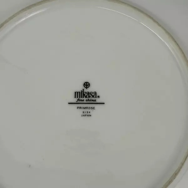 Mikasa Fine China Primrose 8194 Round Vegetable Dish Platinum Rim 9.25 Inch