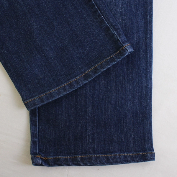 NWT Gloria Vanderbilt Amanda Women's 18 Dark Wash Jeans