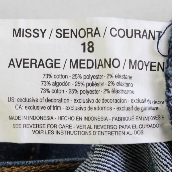 NWT Gloria Vanderbilt Amanda Women's 18 Dark Wash Jeans