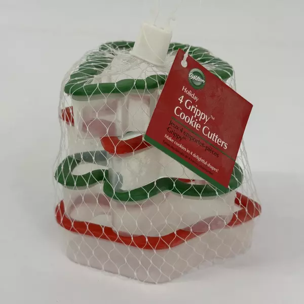 Wilton Grippy Plastic Christmas Holiday Cookie Cutters 4 PC Set New