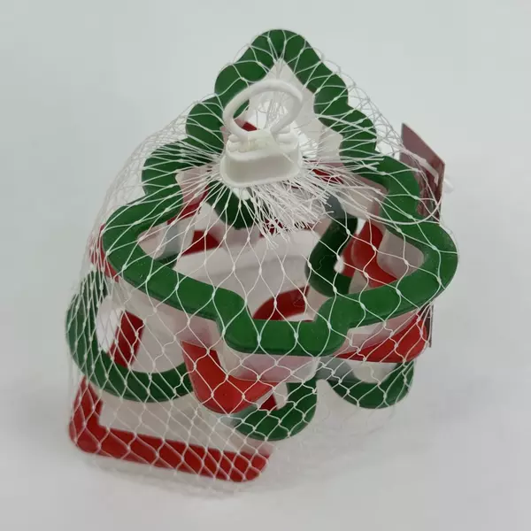 Wilton Grippy Plastic Christmas Holiday Cookie Cutters 4 PC Set New