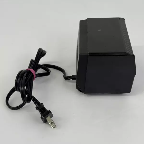 Panasonic Model KP 110 Auto Stop Electric Pencil Sharpener Desk Top Suction Feet