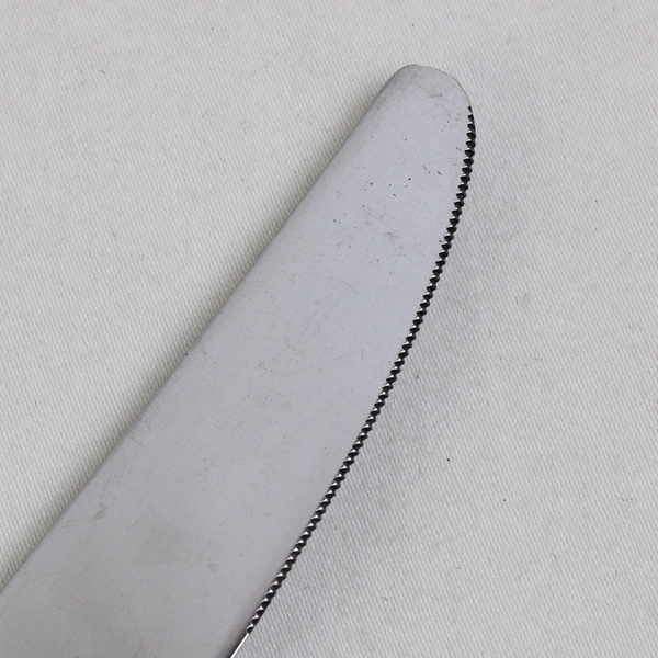 Set of 4 Oneida Plymouth Rock Dinner Knives Stainless Flatware Replacements