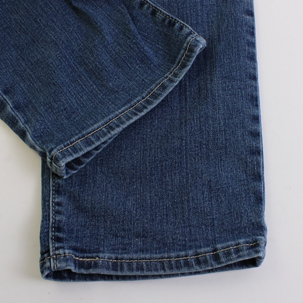 Signature By Levi Strauss Women's 22W Modern Slim Skinny Jean