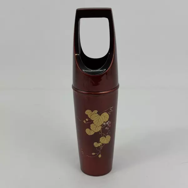 Red Japanese Lacquerware Hanging Flower Vase