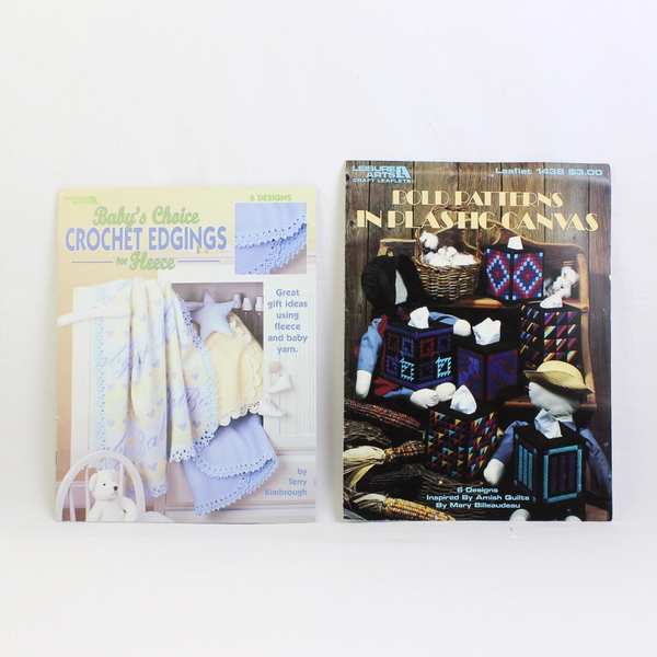 Lot of 2 Leisure Arts Craft Leaflets Cross Stitch 1992 Crochet Edgings 2003