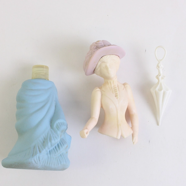 Vintage Avon On The Avenue Decanter Topaze Cologne (Full Bottle, 2 Oz)