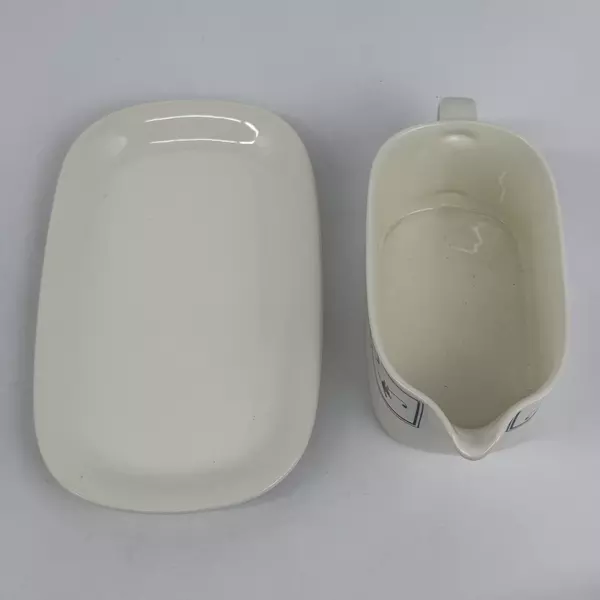 Mikasa Intaglio Annette Gravy Boat White with Red Flowers CAC20