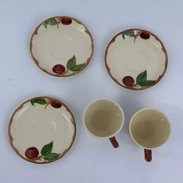 Lot of 2 Franciscan Apple Earthenware Cups and 3 Saucers California USA